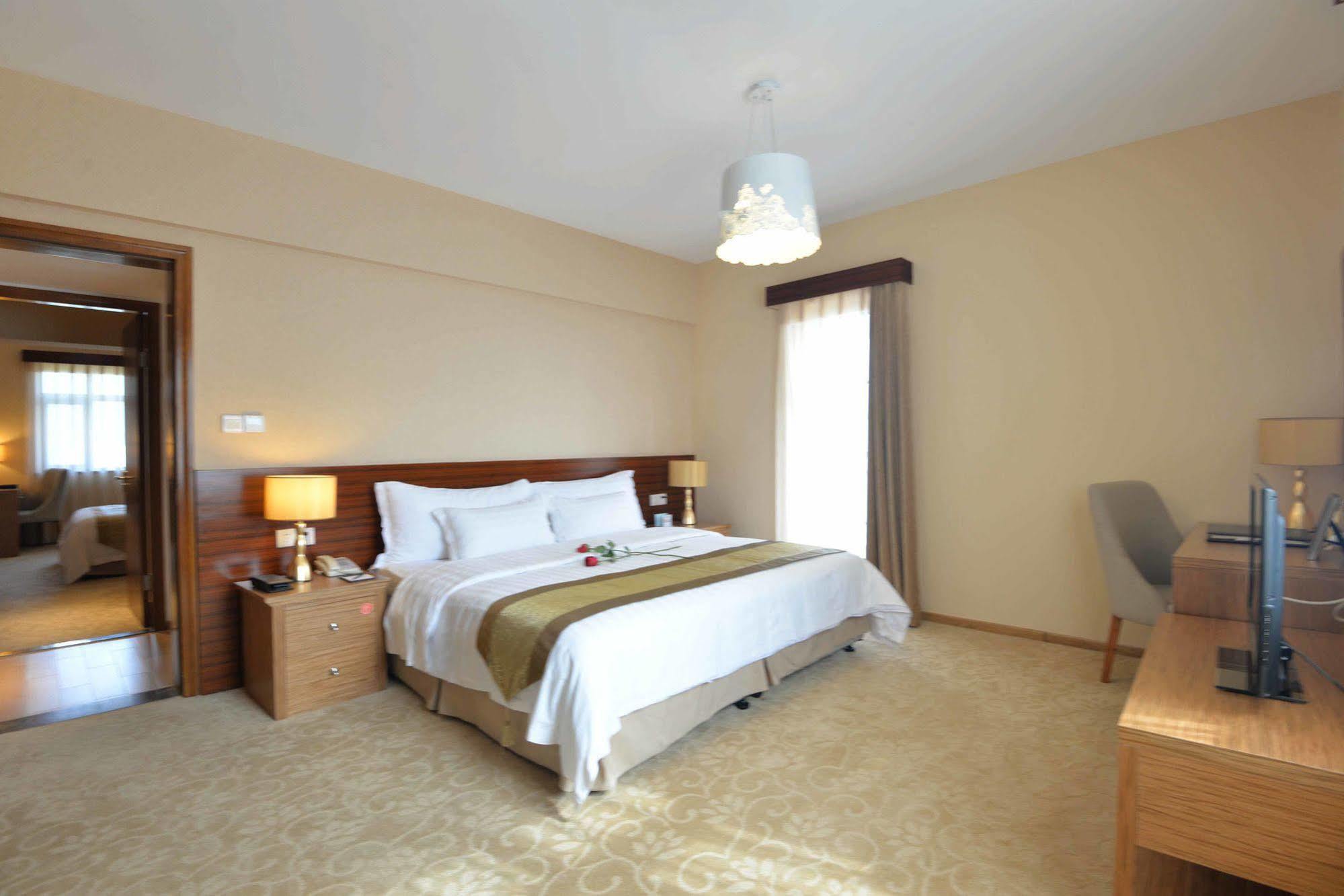 Ming Wah Apartments Shenzhen Extérieur photo